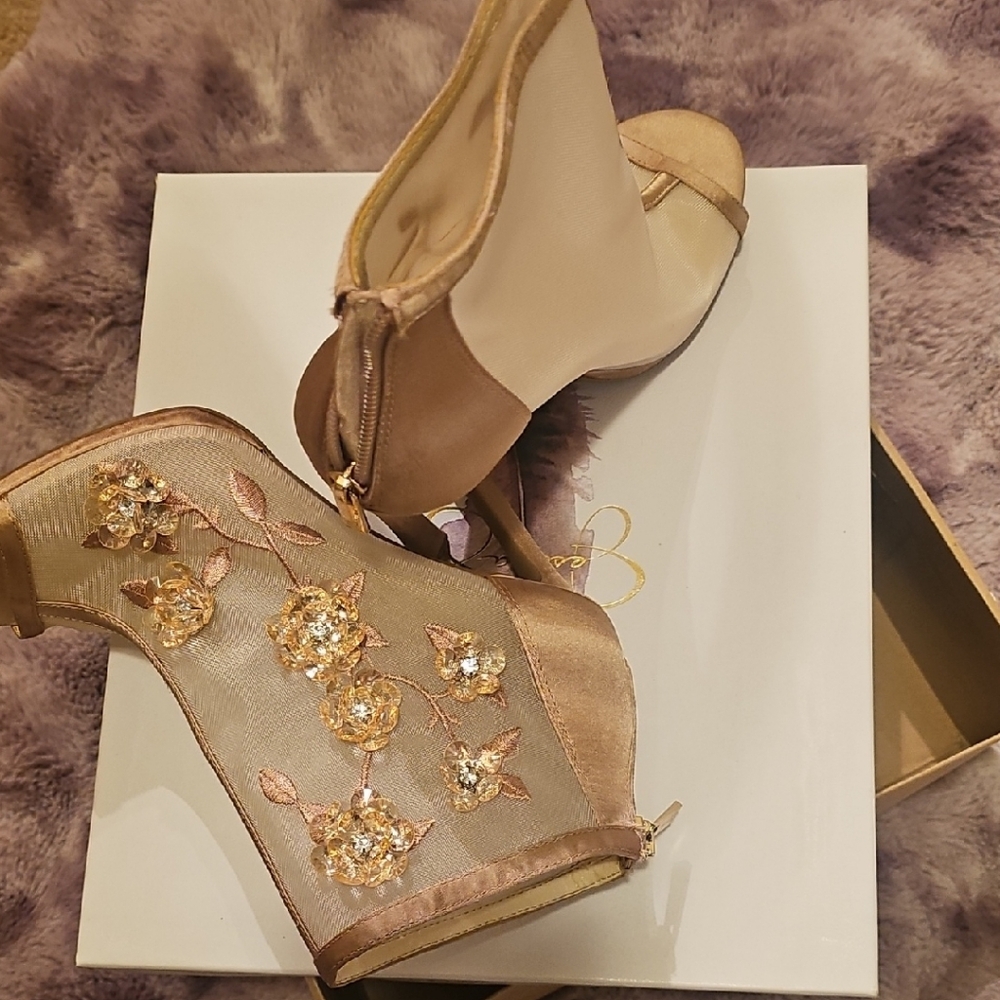 Jessica Simpson Floral Mesh Heels -Light Sheer - Nude Blush